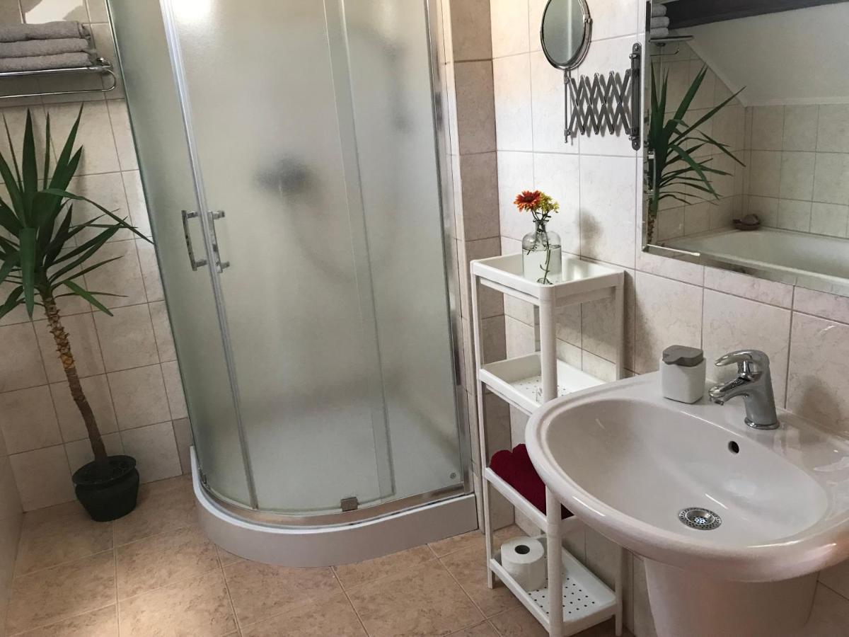 Silvia Apartman